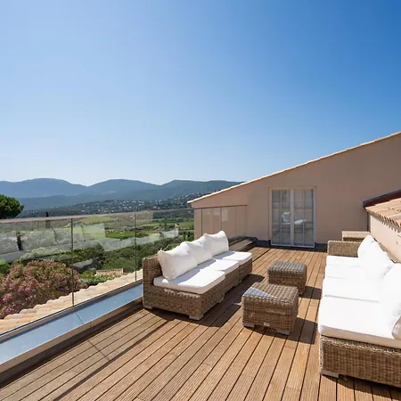 D'aiguebelle Villa *